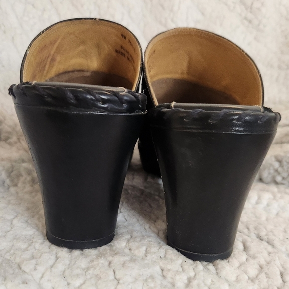 Frye women's leather  clogs, size 9 - Picture 4 of 7